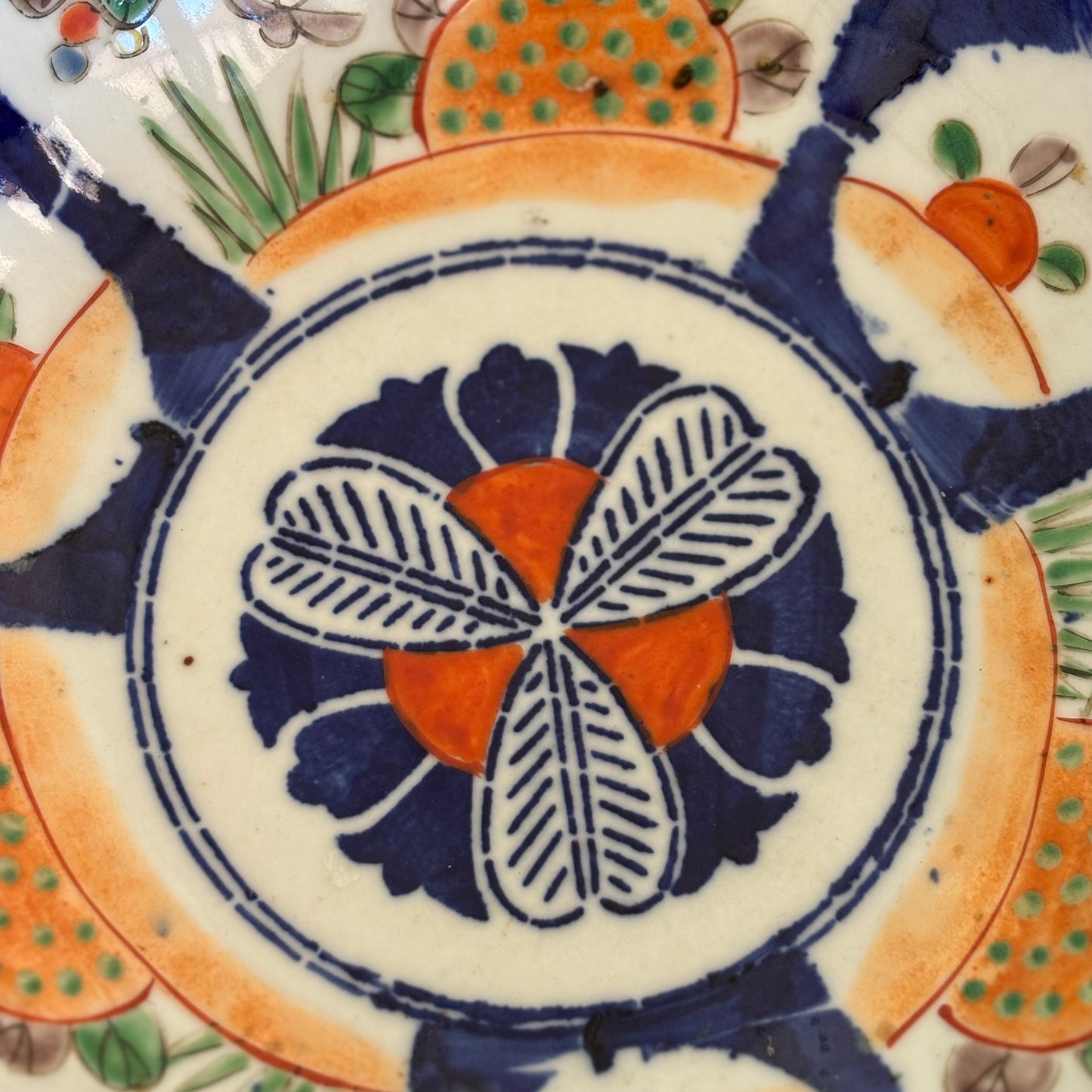 Antique Imari Scalloped Hand Painted Bowl