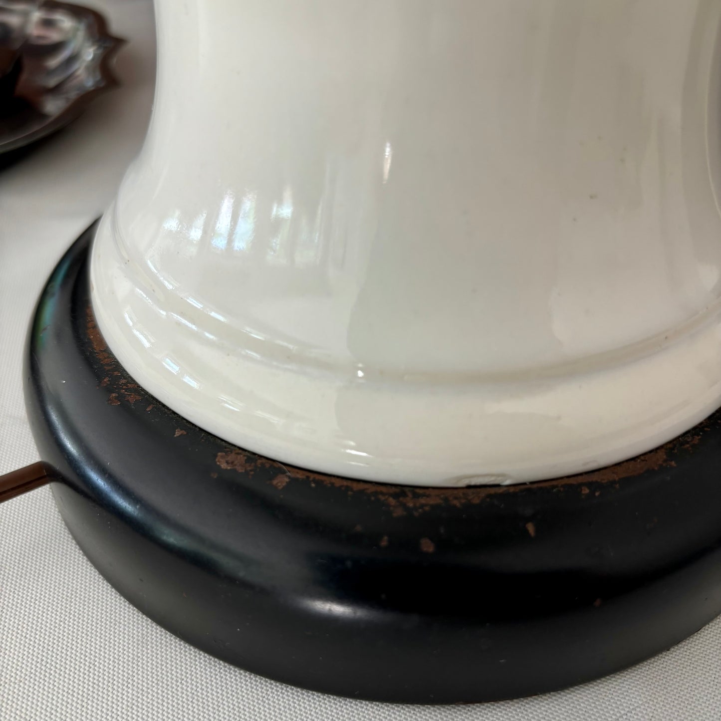 Vintage White Ginger Jar Lamp