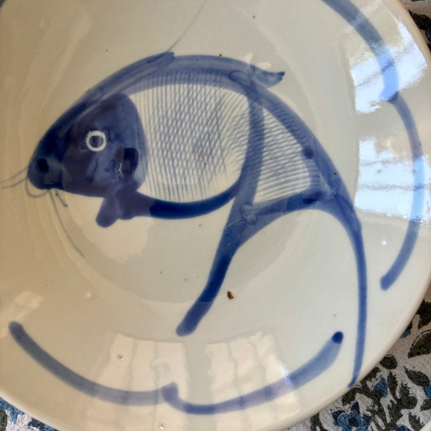 Set of 4 Vintage Blue and White Fish Bowls