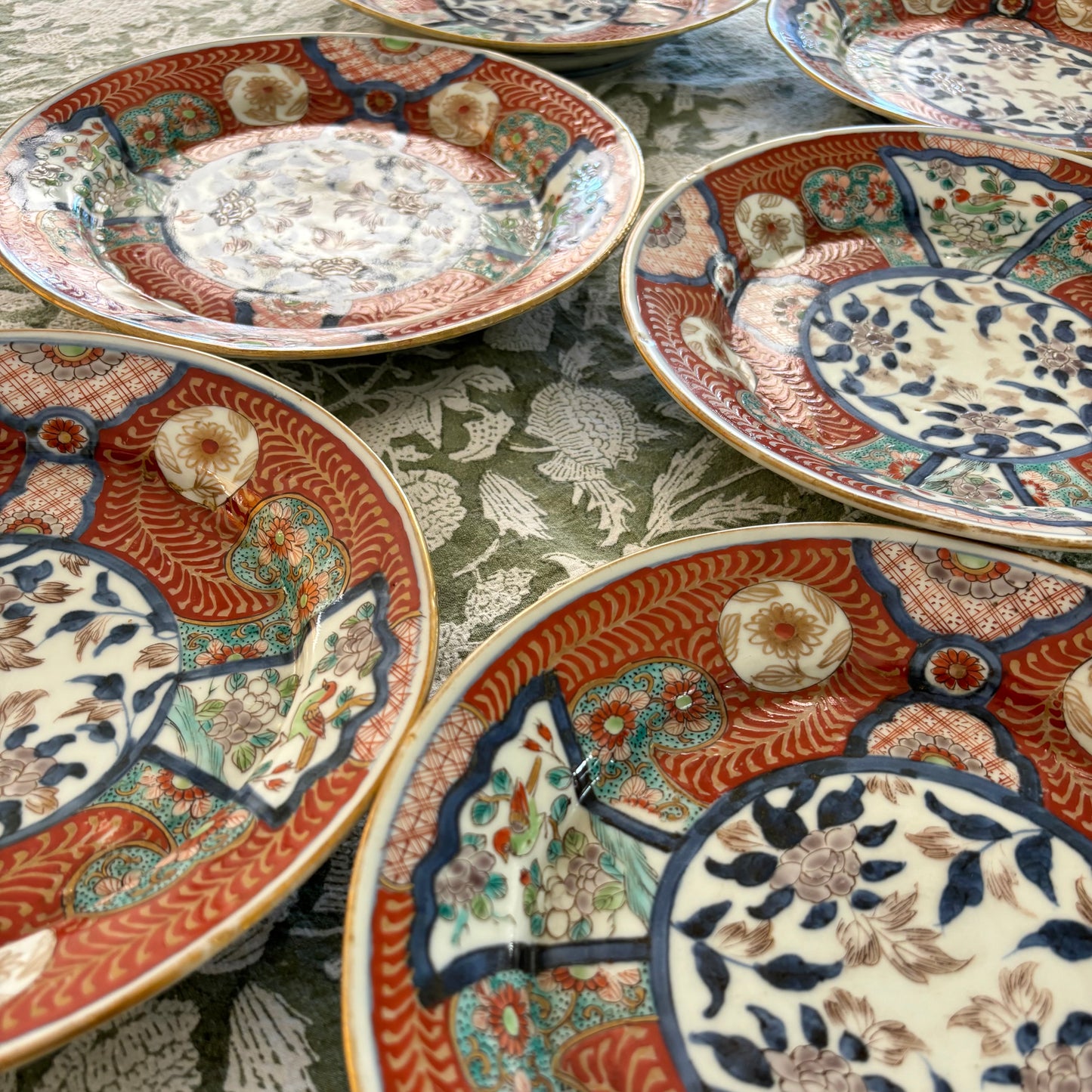 Set of 6 Vintage Imari Plates