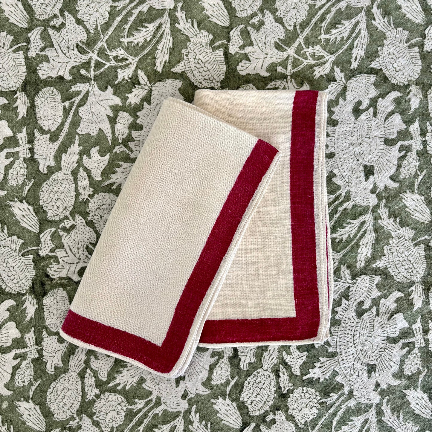 Vintage Set of 10  Linen Pink Trimmed Napkins