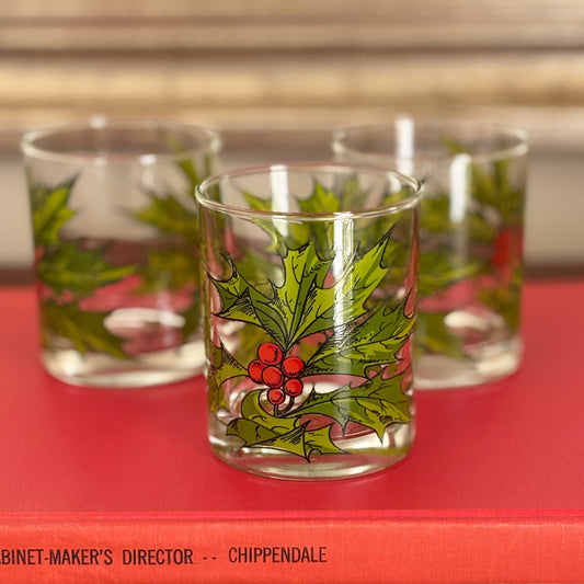 Vintage Holly and Berry Tumblers