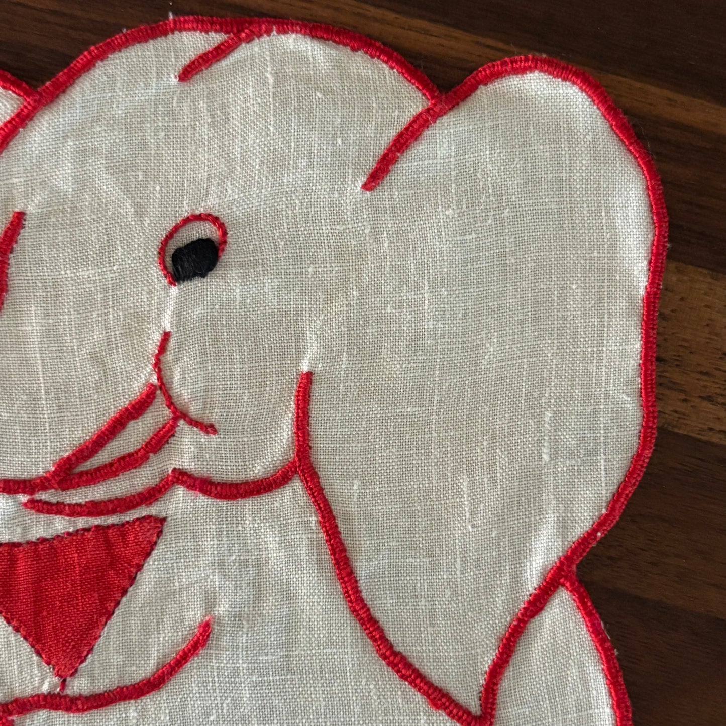 Set of 8 Vintage Elephant Linen Cocktail Napkins
