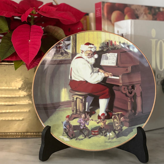 Santa's Cheer Plate by Tom Browning